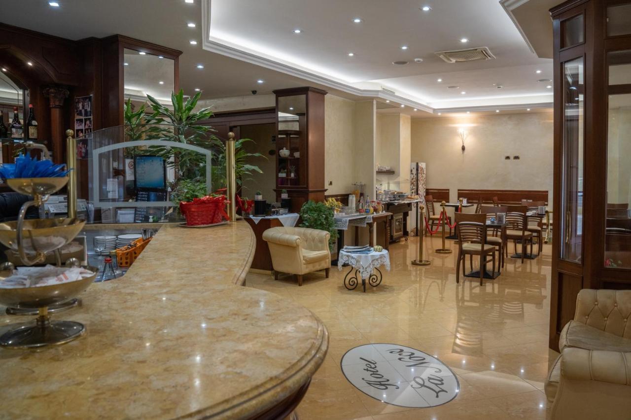Hotel La Noce Кивассо Экстерьер фото