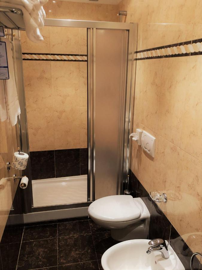 Hotel La Noce Кивассо Экстерьер фото